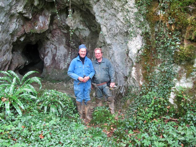 Nach meinem letzten Besuch der Höhle von Les Trois-Frères (Dép. Ariège, Frankreich) im September 2015 zusammen mit dem Höhlenbesitzer Robert Bégouën.